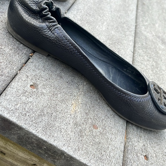 Tory Burch Designer Minnie Dark Black Leather Travel Street Flats - Picture 6 of 10